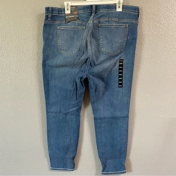 Torrid Bombshell Jeans Size 20XS Extra Short Ankle Blue High Waist Med Wash - Picture 6 of 11
